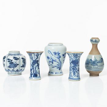 A group of five blue and white miniature vases, Qing dynasty, 18th century.