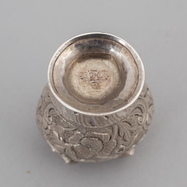 Olof Collander, sannolikt (verksam i Falkenberg 1761-1794), luktdosa, silver. Rokoko.