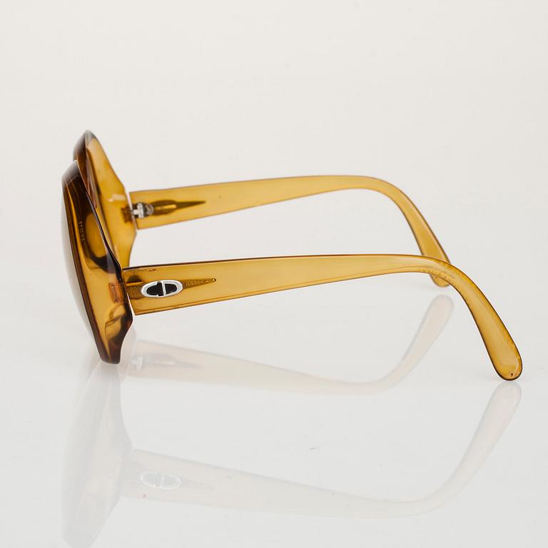 GLASÖGON, Christian Dior.