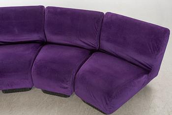 Sektionssoffa  Don Chadwick för Herman Miller, Nob Nederländerna 1900-talets senare del.