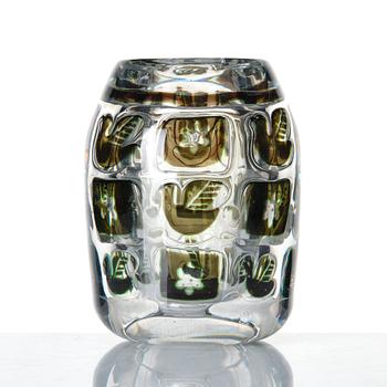 Edvin Öhrström, an 'ariel' glass vase, Orrefors, Sweden 1937, no 36.