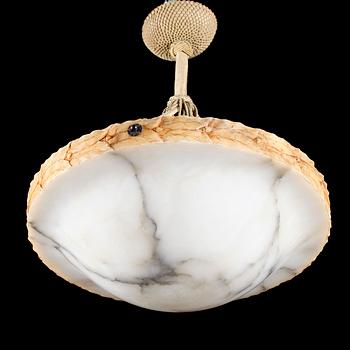 TAKAMPEL, alabaster, 1900-talets första hälft. Höjd ca 50 cm.