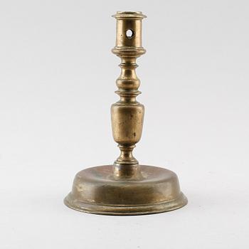 LJUSSTAKE, mässing, barock, 1600-tal.