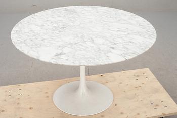 EERO SAARINEN, soffbord, "Tulip", Knoll International, USA.