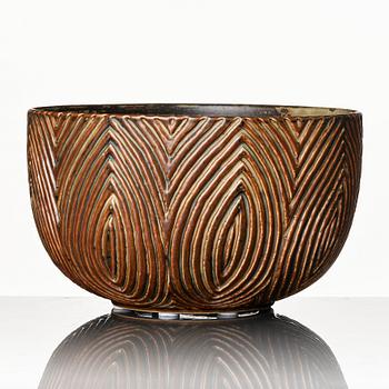 Axel Salto, a 'fluted style' sung glazed stoneware bowl, Royal Copenhagen, Denmark 1968, model 20568.