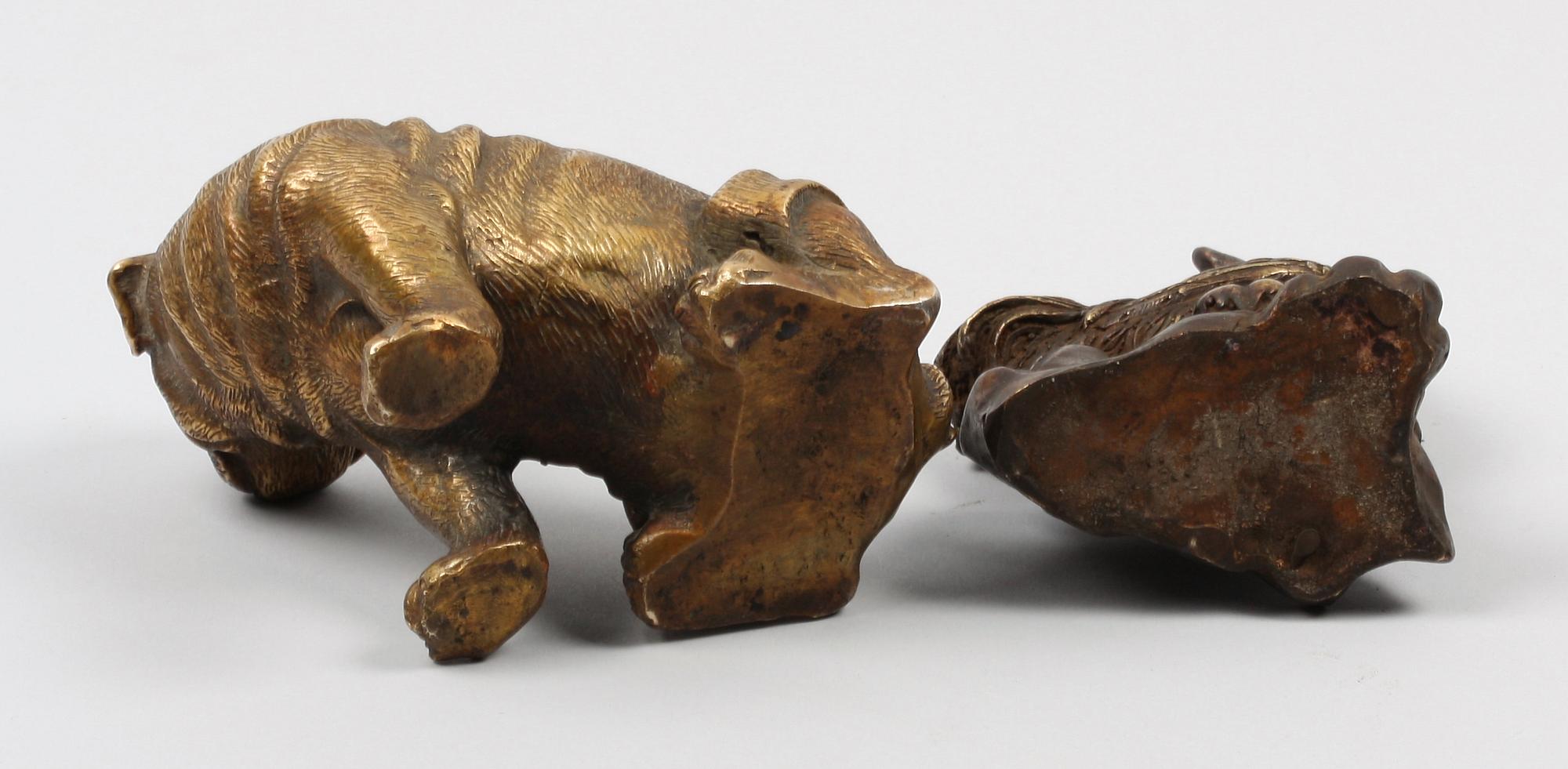 FIGURINER, 2 stycken. Metall, orientaliska.