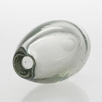 Gunnel Nyman, A 'String of Pearls' vase, signed G. Nyman Nuutajärvi Notsjö.