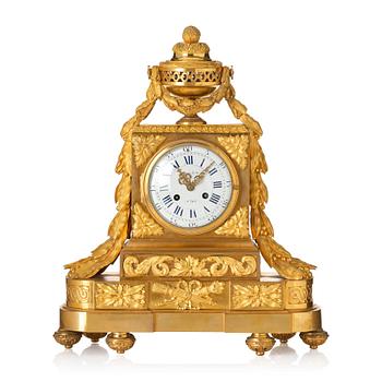 132. A French Louis XVI-style mantel clock, Paris, first part of the 19th century.