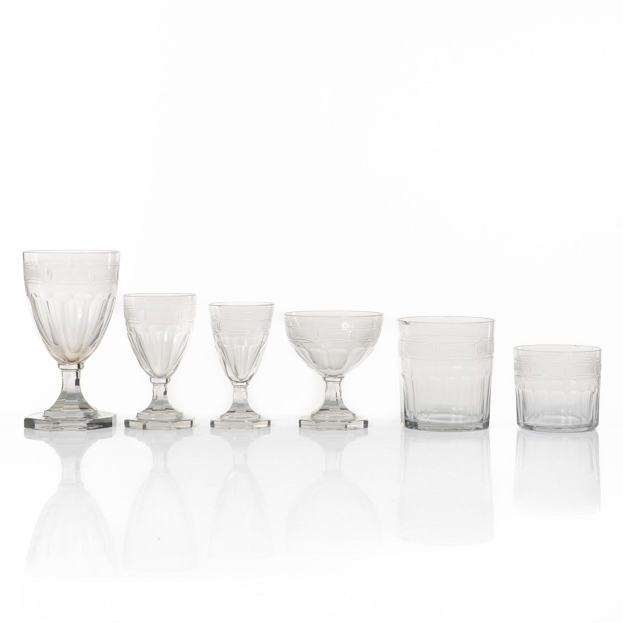 Gerda Strömberg, an 115-piece 'Hörningsholm' glass service, Strömbergshyttan, Sweden.