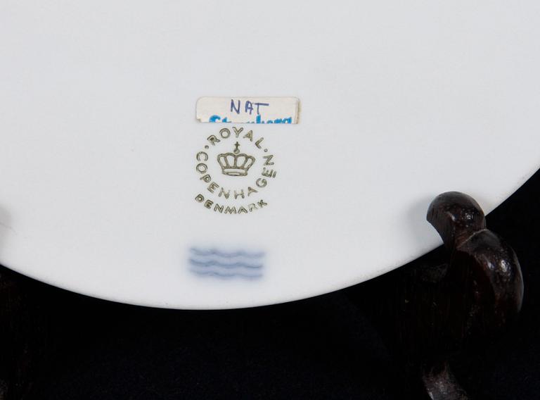 VÄGGRELIEFER, 6 st, biskvi, Kongl Dansk.