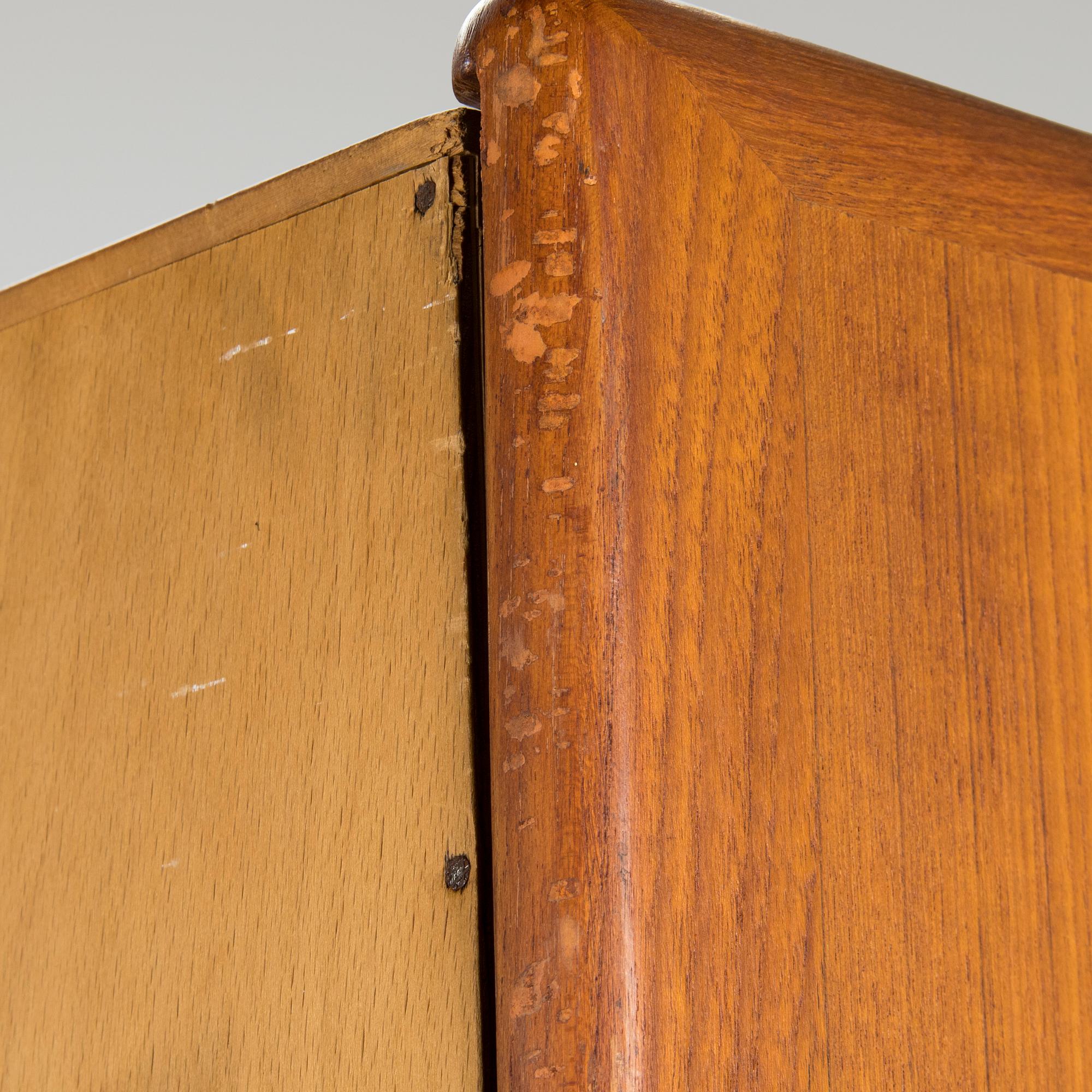 Hans J. Wegner, kaappi, "RY-20" Ry Möbler, Tanska, 1960-luku.