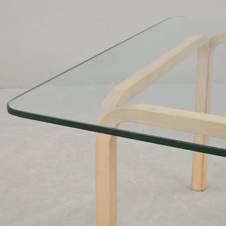 SOFFBORD, Alvar Aalto, Artek, 1900-talets andra hälft.