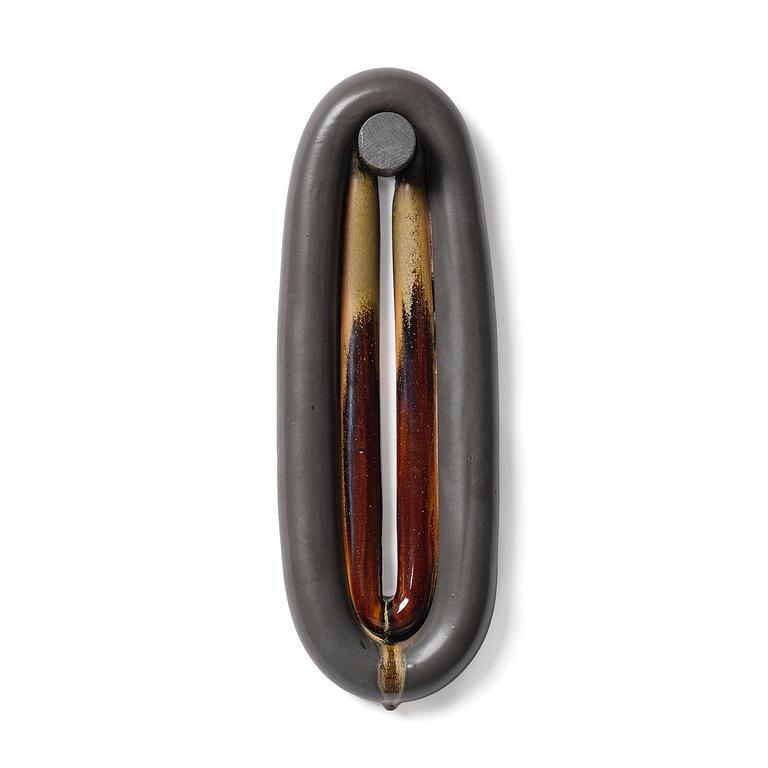 Mårten Medbo, väggskulptur, "Morfologi", stengods, egen ateljé, 2019.