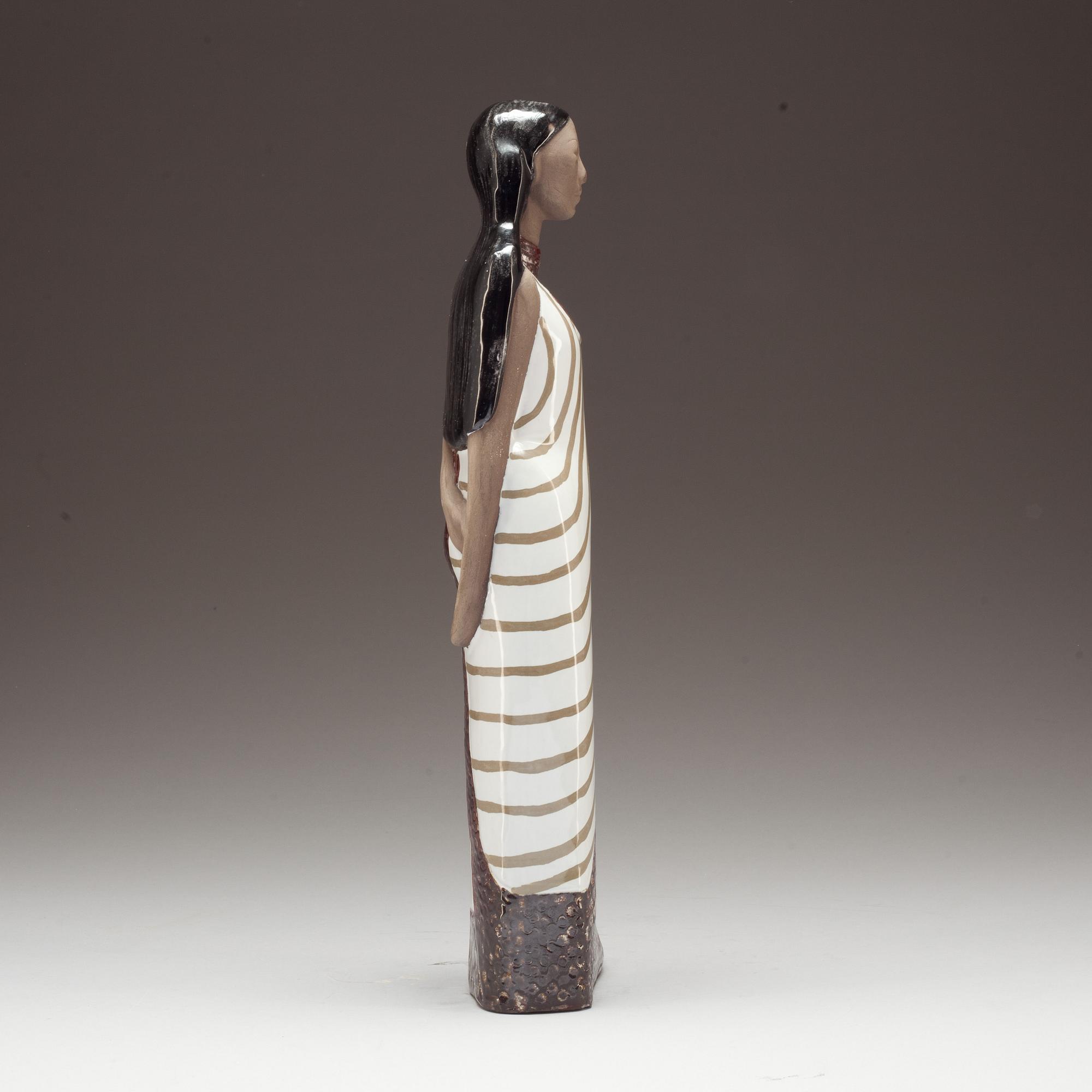 FIGURIN, stengods. Mari Simmulsson, Upsala-Ekeby.