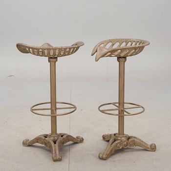 BARSTOLAR, ett par, USA, 1900-talets slut.