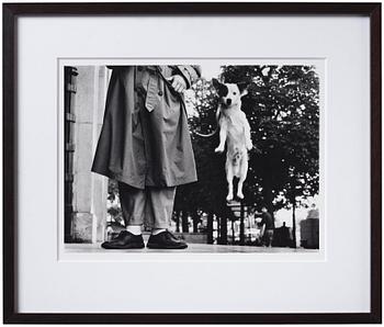Elliott Erwitt, "Paris, France, 1989".