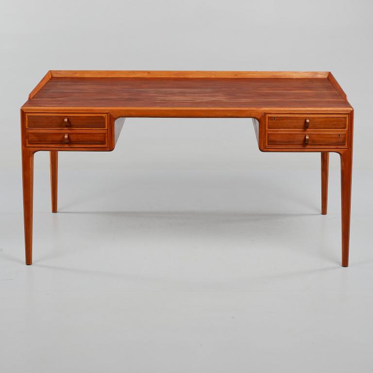 SKRIVBORD, Bertil Fridhagen, Bodafors, 1960.
