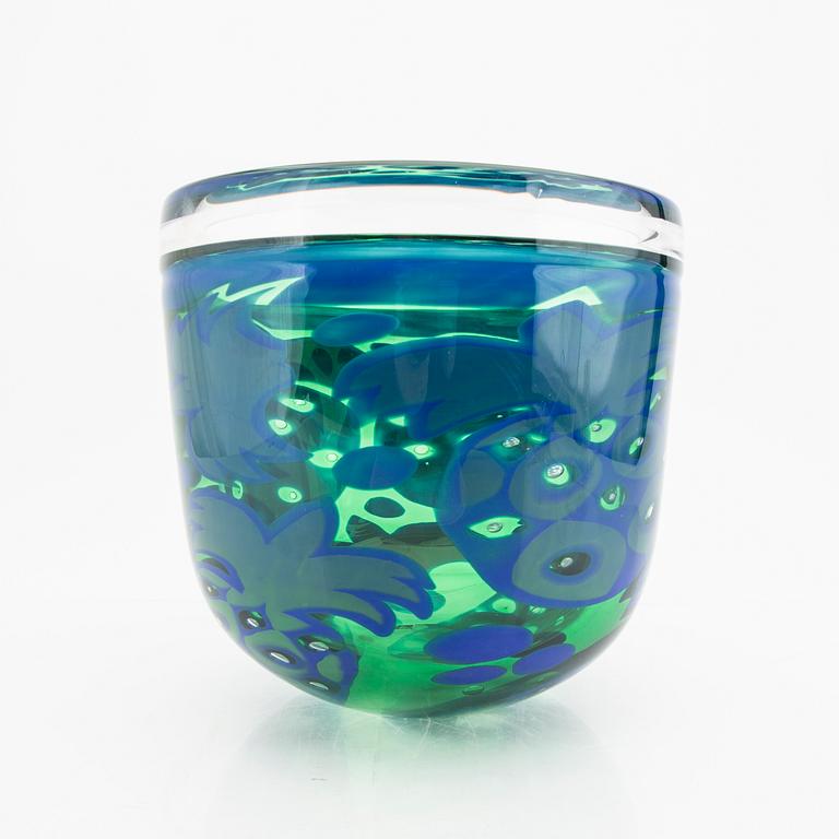 Hanne Dreutler & Arthur Zirnsack a signed glass bowl.