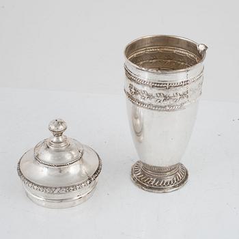 A Swedish Silver Cocktail Shaker, mark of CG Hallberg, Stockholm 1905.