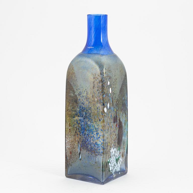 Bertil Vallien, a glass vase, Kosta Boda, 1991.