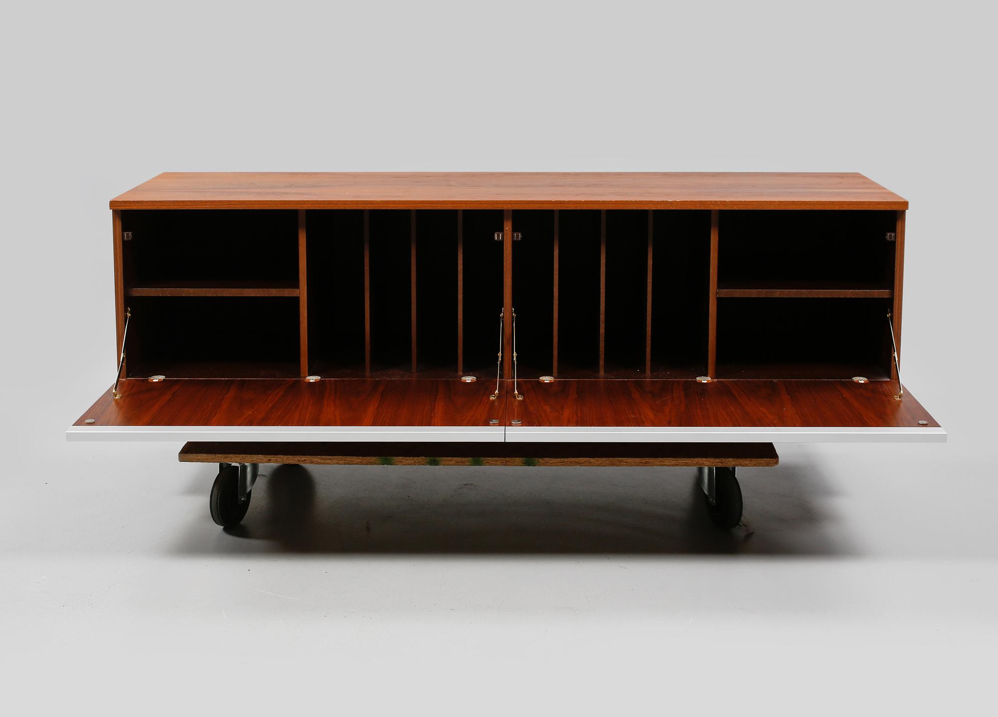 SIDEBOARD, möjligen Torbjörn Afdahl, Norge, 1900-talets andra hälft.