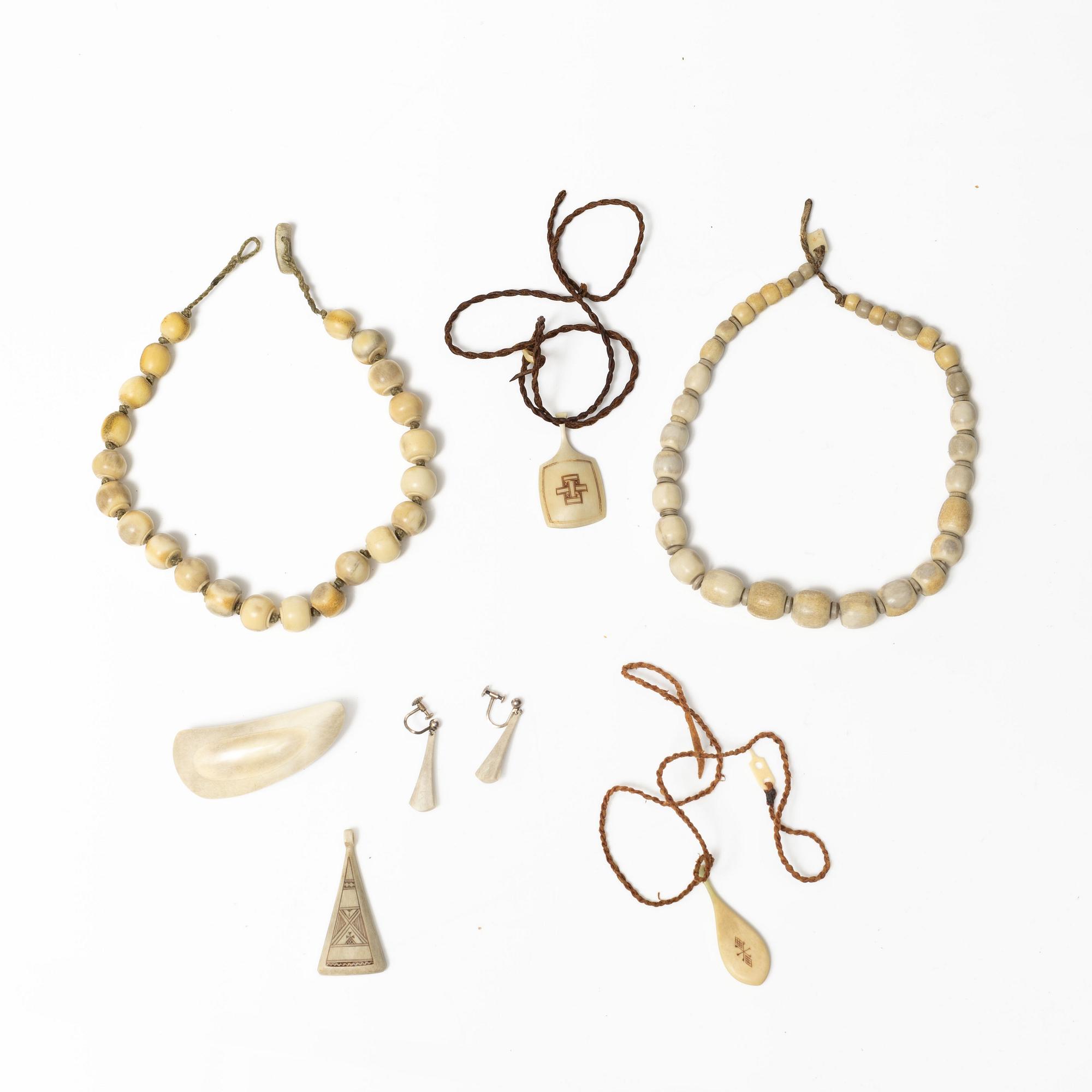 Sune Enoksson, a collection of seven pieces of jewellery, renindeer antler.