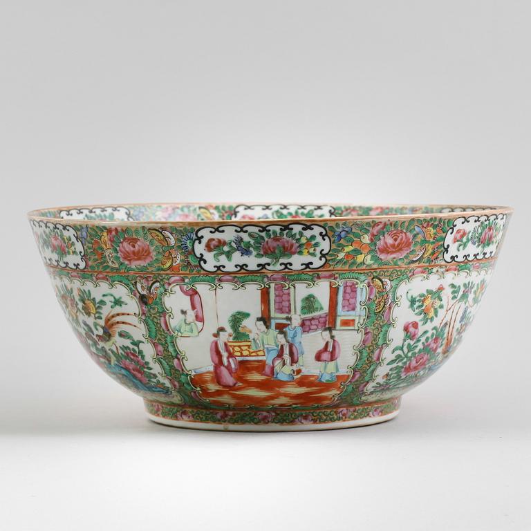 BÅLSKÅL, porslin, Kina, Kanton, 1800-talets mitt.