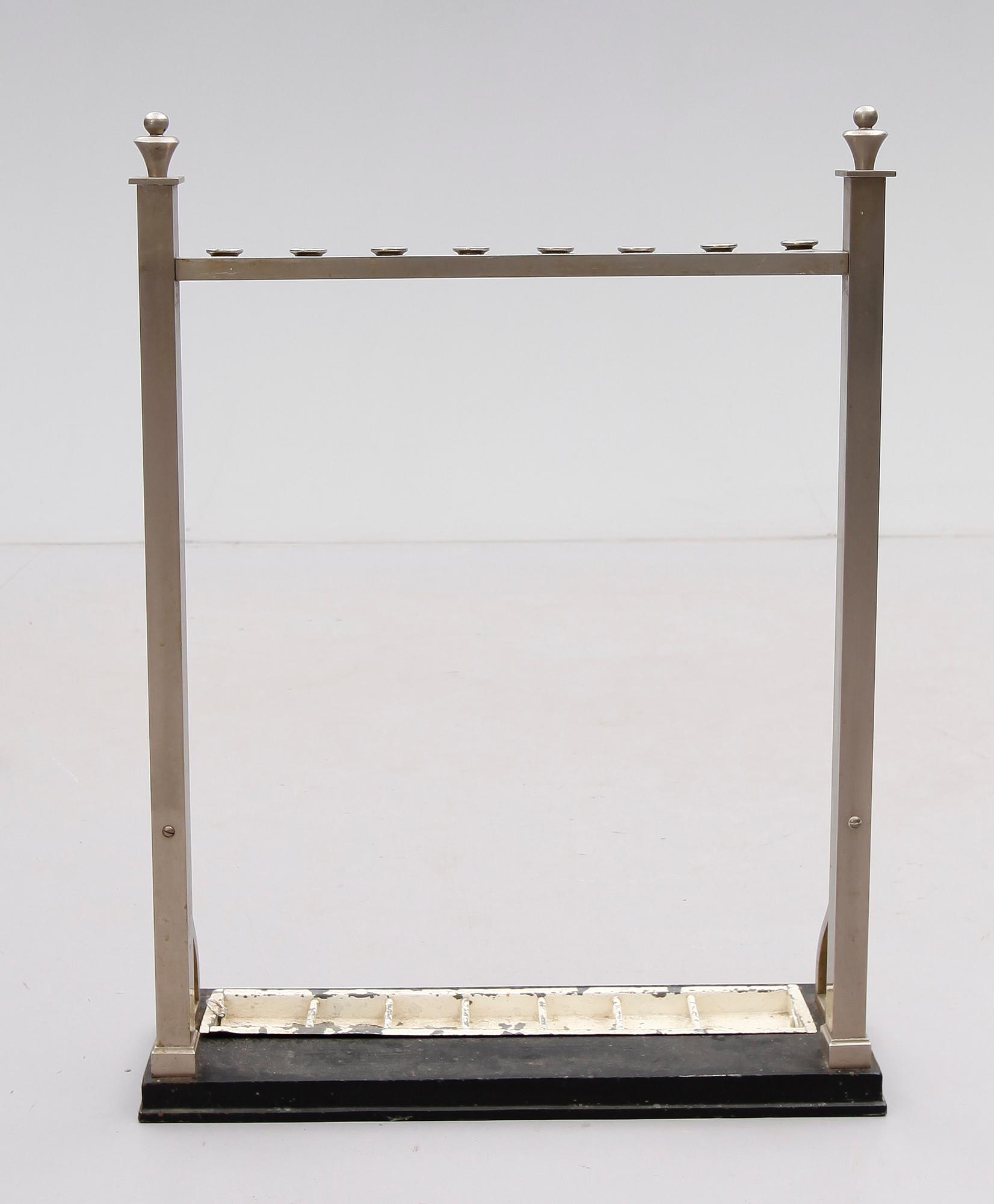 PARAPLYSTÄLL, metall, tidigt 1900-tal.