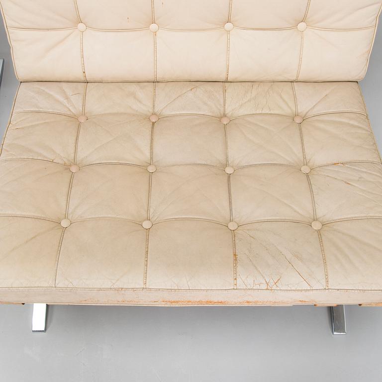 Ludwig Mies van der Rohe, A pair of "Barcelona" armchairs, Knoll.