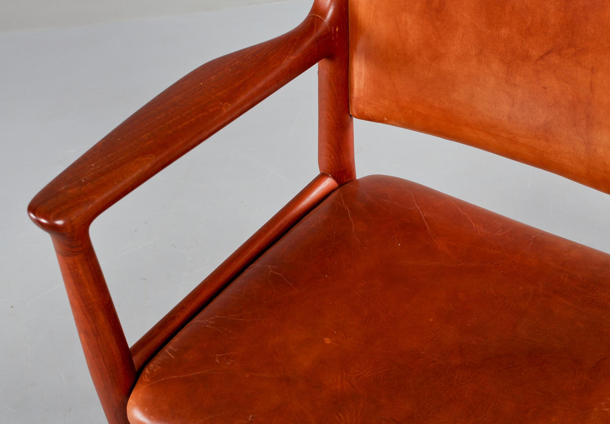 HANS J WEGNER, karmstol "JH-713", Johannes Hansen Möbelsnedkeri, Danmark, 1960-tal.