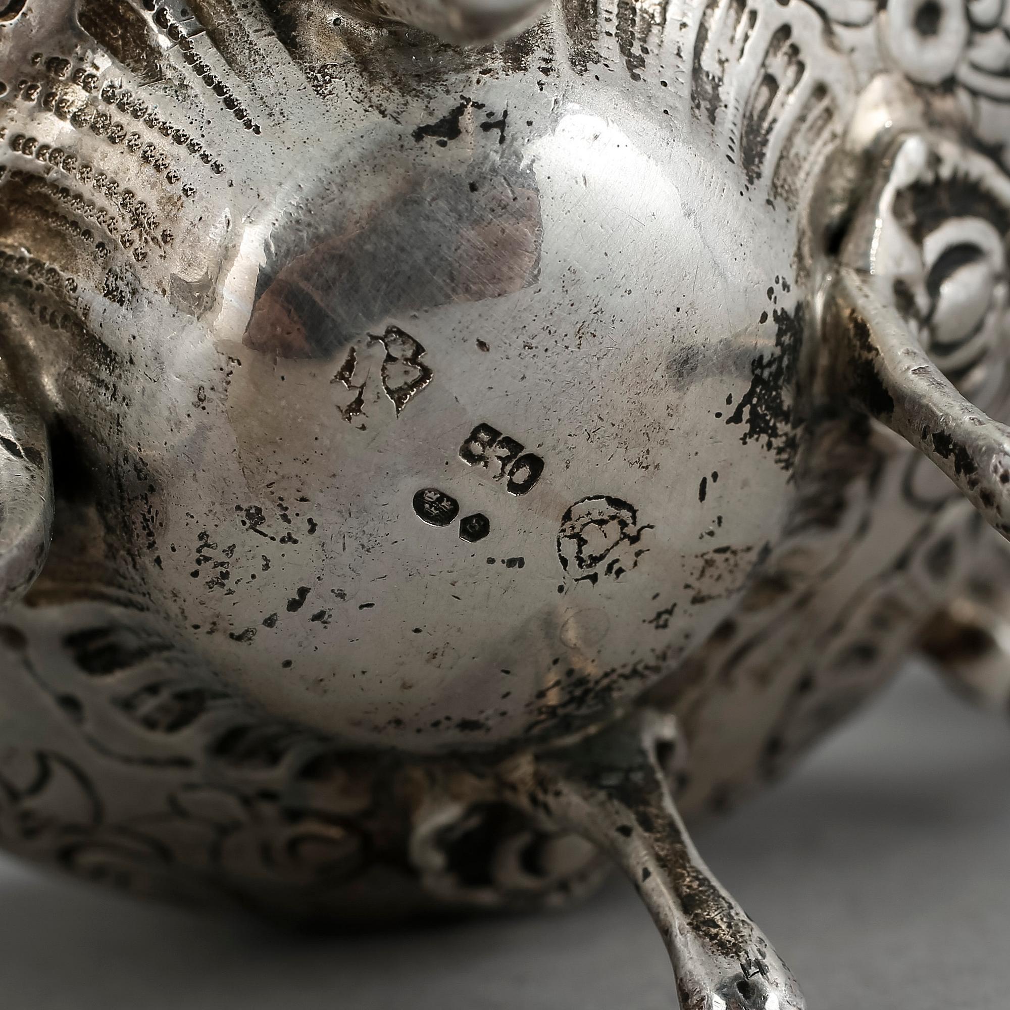 MOCKASERVIS, 3 delar, silver, rokokostil, 1900-tal. Total vikt ca 555 gram.