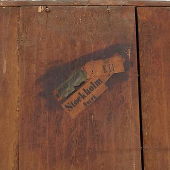 Skåp, delvis 1700-tal.