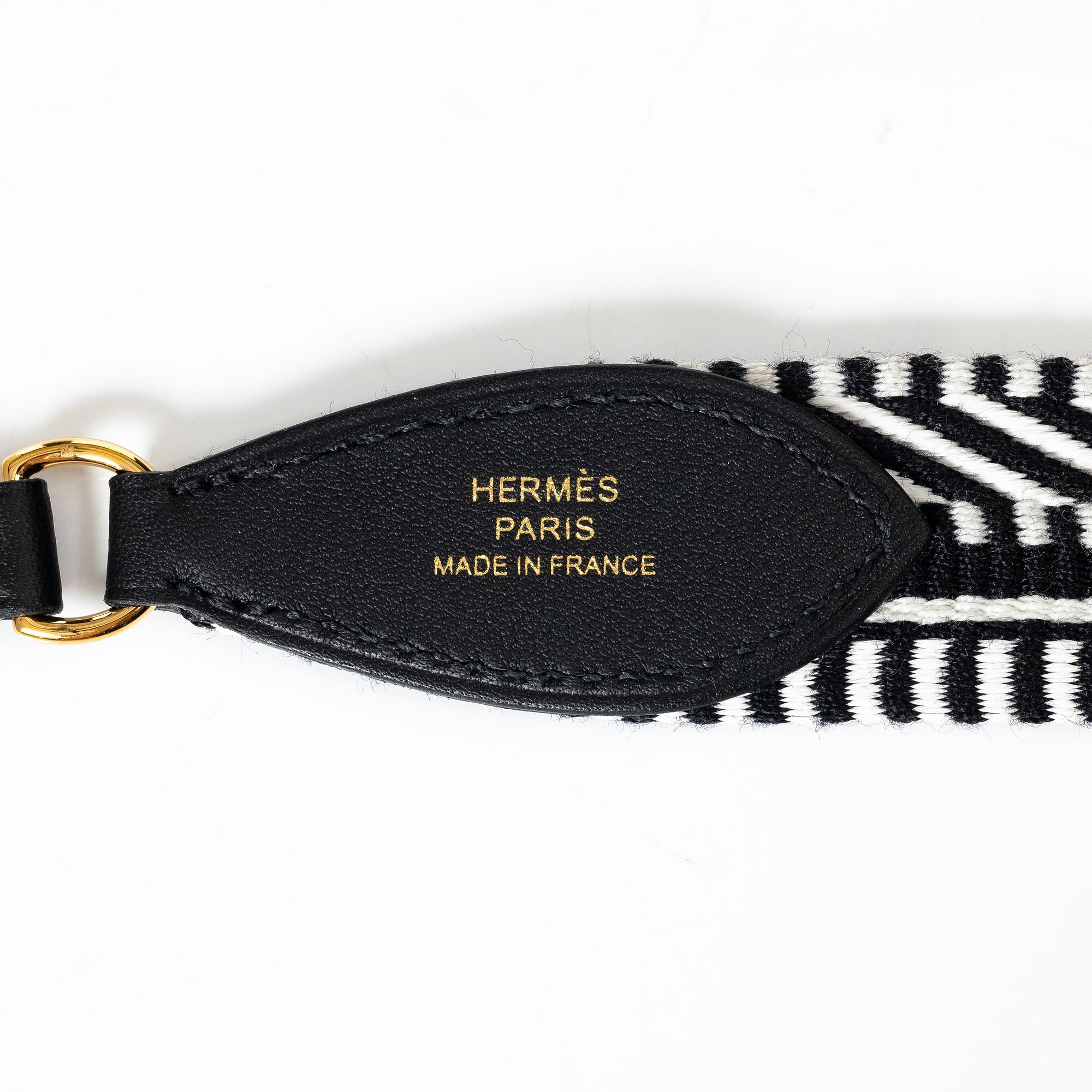 Hermès, shoulder strap, "Bandouliere Sangle Cavale To Go".