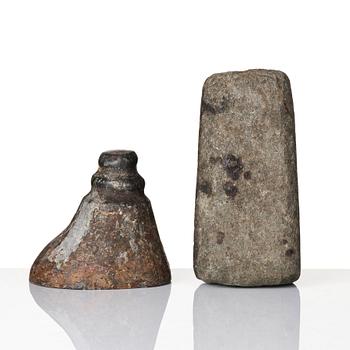 Two stone pigment graters, 18th / 19th century.