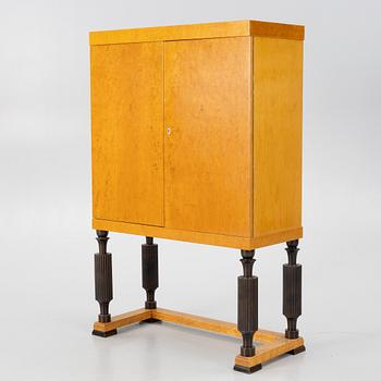 A cabinet, Swedish Grace, first half of the 20th century.