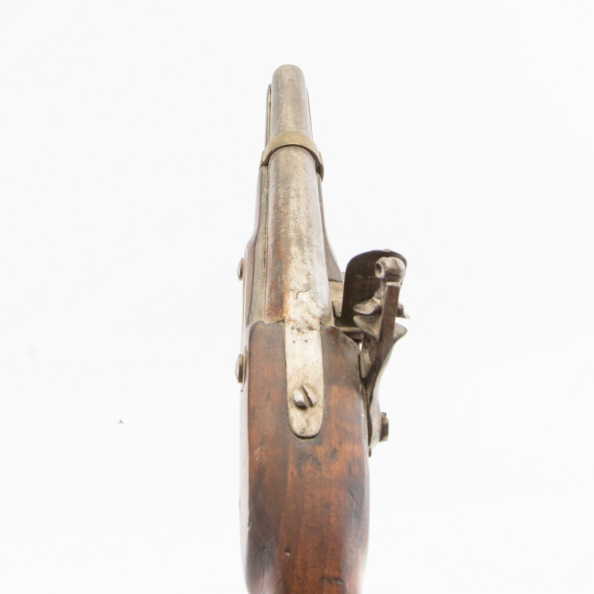 Flintlåspistoler, två stycken, arabisk märkning, 1700-/1800-tal.