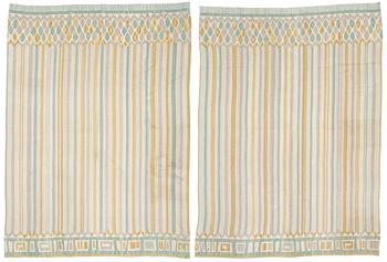 177. Kerstin Ekengren, DRAPERIER, 1 par, slätvävda, ca 344 x 254,5 respektive 343,5 x 252 cm, designat av Kerstin Ekengren, 1950-tal.