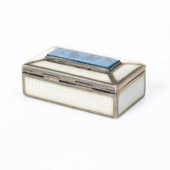 Georg Adam Scheid, a box, Vienna, Austria, circa 1900.