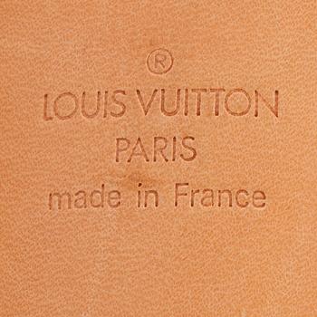 LOUIS VUITTON, a Monogram canvas weekend bag / garment cover bag, "Alizé".