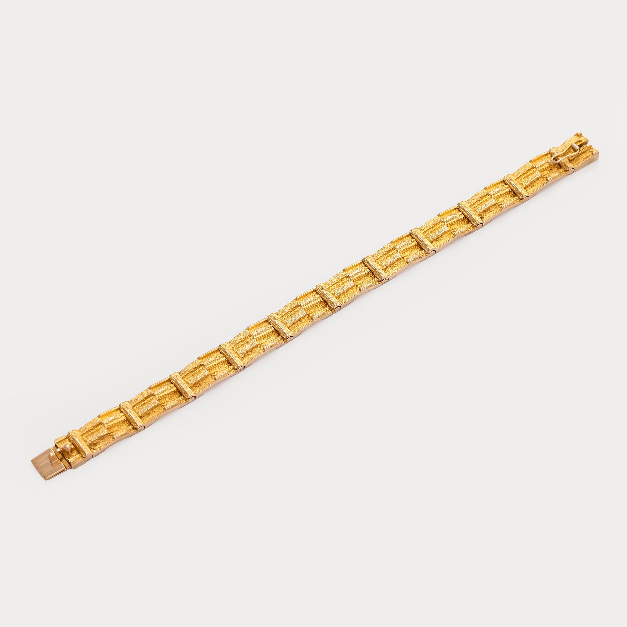 Björn Weckström, a 14K gold 'Cascade' bracelet for Lapponia 1974.
