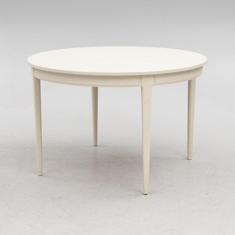 Carl Malmsten, a 'Herrgården' dining table, Bodafors, second half of the 20th Century.