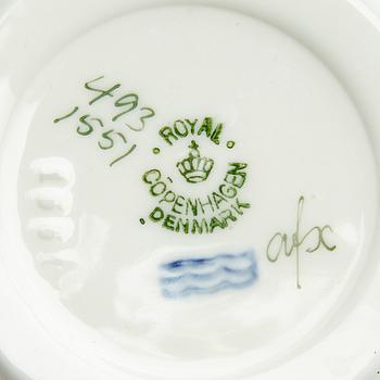 Royal Copenhagen, Kaffeservis, ca 60 delar, porslin, "Sachsisk Blomst", Kunglig Dansk.