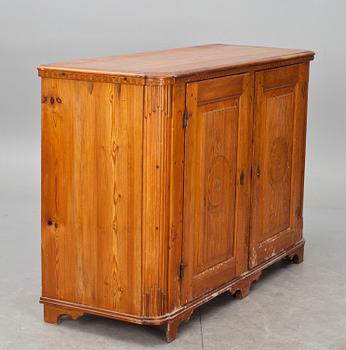 SKÄNK. Sengustaviansk, omkring 1800.