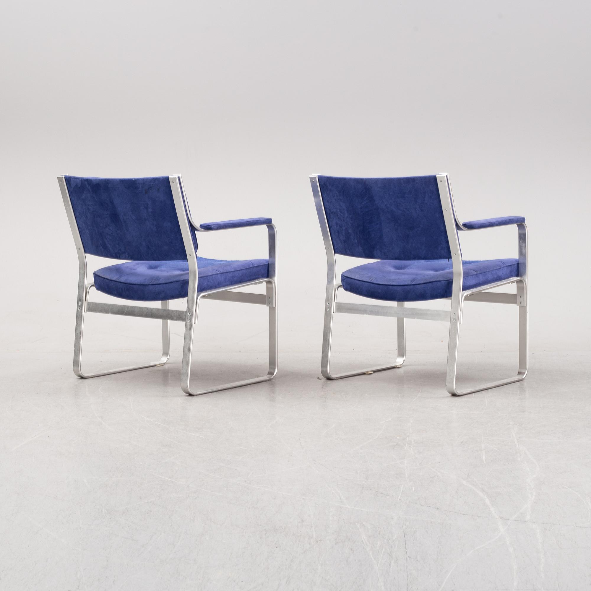 Karl Erik Ekselius, a pair of 'Mondo' armchairs, later part of the 20th century.