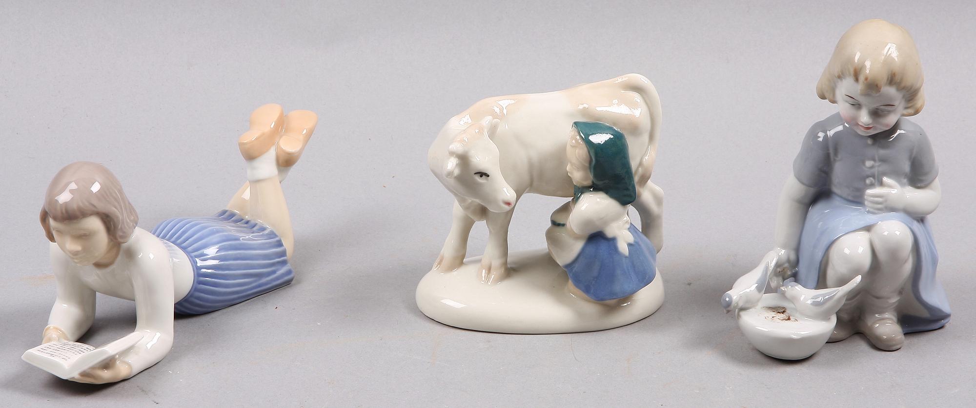 FIGURINER, 3 st, porslin, bla B&G.