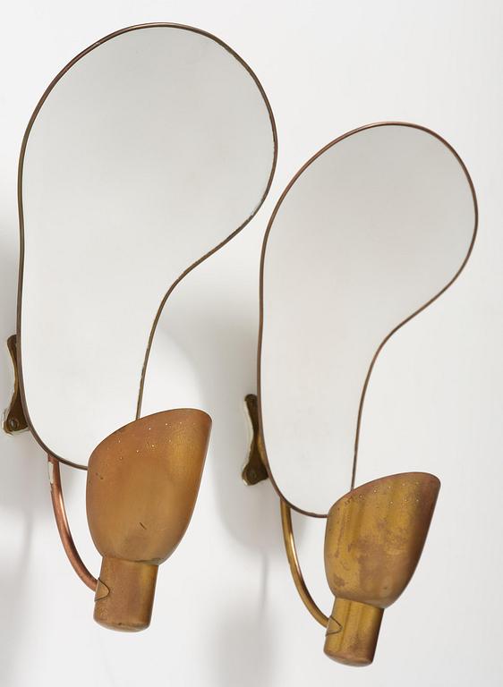 Carl-Axel Acking, a pair of wall lamps model "5029", Bröderna Malmströms Metallvarufabrik, Malmö, 1940s.