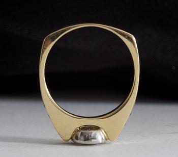 RING, guld 14K med briljant c:a 0.59 ct.