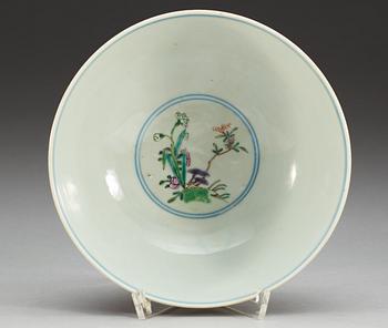 SKÅL, porslin. Qing dynastin, 1800-tal.