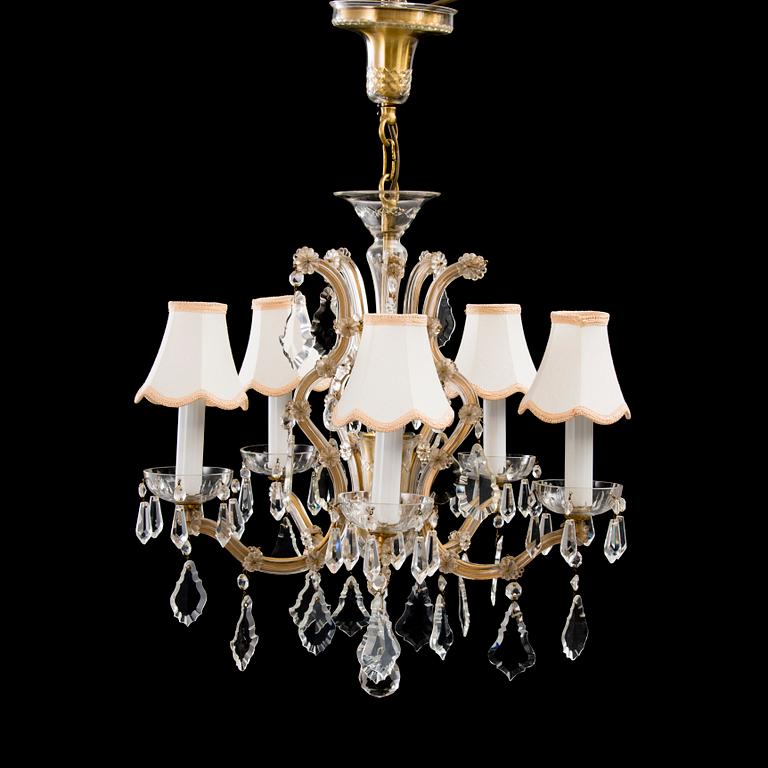 A Maria Theresa-style chandelier from the latter half of the 20th century.