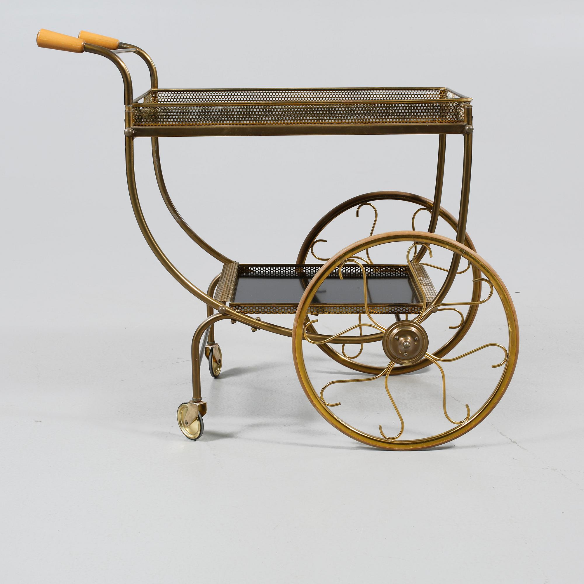 SERVERINGSVAGN, 1900-tal.